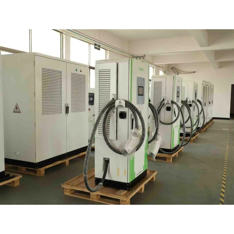 EV Şarj İstasyonu 7kW/22kW/120 - Outdoor Power Station incelemesi ve fiyatı